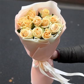 Букет из 11 роз Пич Аваланж (60 см) в Дубне