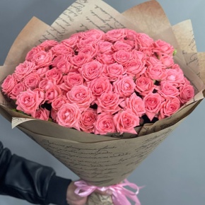 Букет из 15 кустовых коралловых роз (60 см) в Дубне