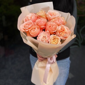 Букет из 11 пионовидных роз Эквадор сорта Кахала (70см) в Дубне