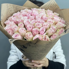 Букет из 51 пастельной розы (40 см) в Дубне