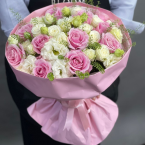 Букет "Нежное признание" из роз и эустом в Дубне