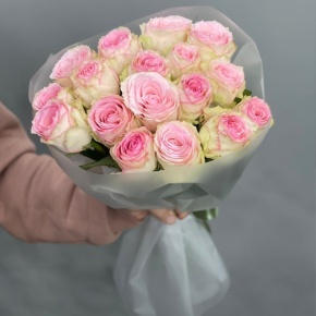 Букет из 17 роз Кения (40 см) в Дубне