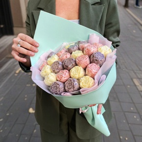 Букет 25 шоколадных пионов в Дубне